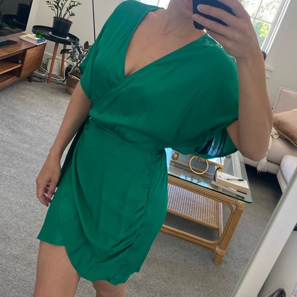 Zara satin wrap dress green sXS - Picture 2 of 5